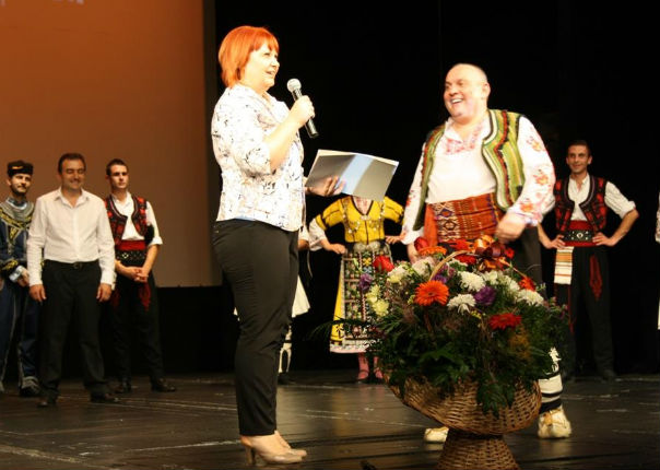 Продуцентът на „Българе” с Почетен знак от областния управител на Стара Загора