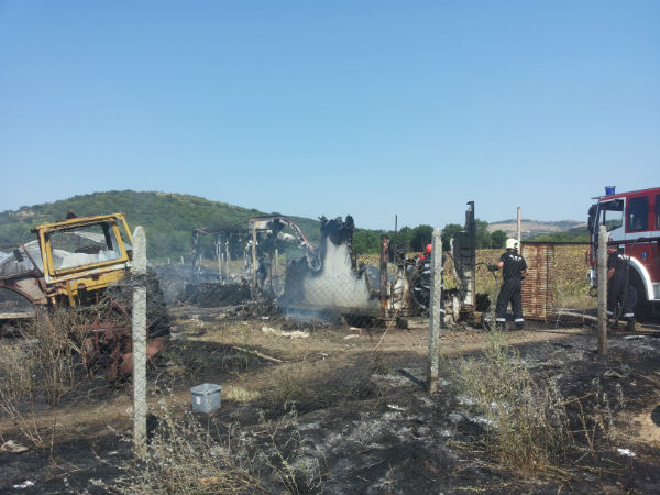 Свидетели на огнения ад край Изворище: Пожарникарите изгубиха ценно време, липсваше организация