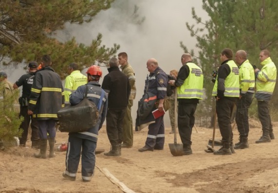 Пожар лумна и в Сливенския край, в Кресна все още има тлеещи огнища