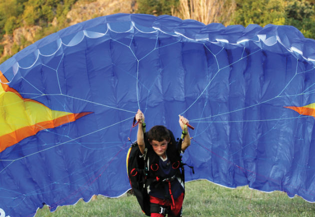 „Въздухария" ще изпълни с парапланери и балони въздуха над Сопот