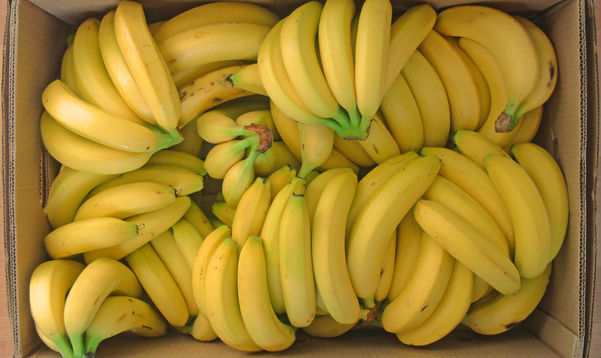 Куриоз: Данъчните у нас продават... банани