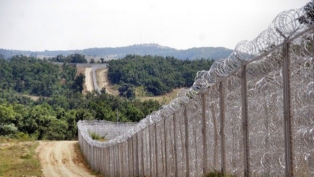 Завършва възстановяването на оградата по българо-турската граница в района на Малко Търново