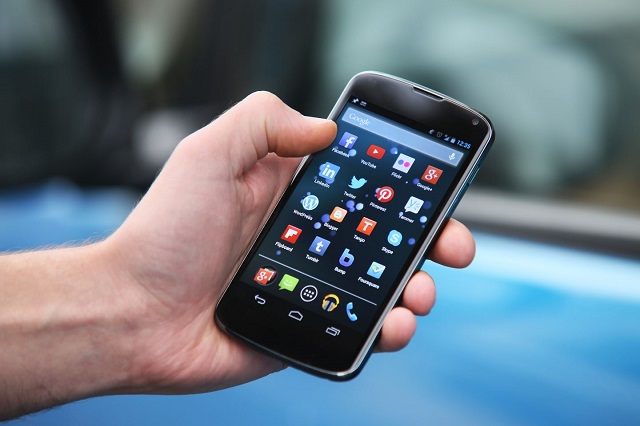 Съдът забрани нелоялната търговска практика на мобилните оператори