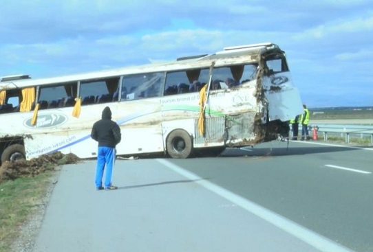 Прокуратурата повдигна обвинение на шофьора на катастрофиралия на АМ „Тракия" автобус