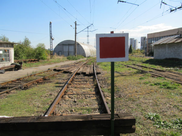Скандал: Локомотиви на германските железници стоят блокирани в депо Подуяне