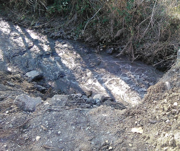 Хванаха ТЕЦ „Бобов дол“ в нерегламентирано заустване на шламови води в река Разметаница