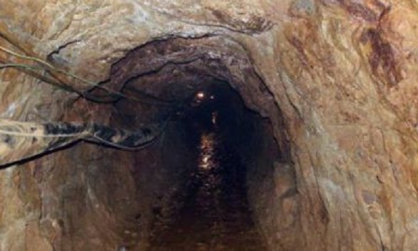 Двама миньори пострадаха при срутване в мина