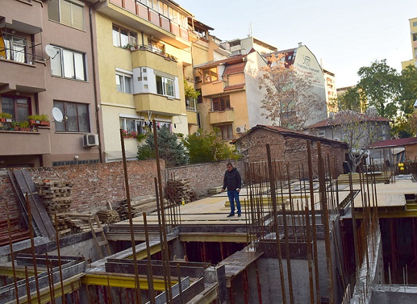 Скандал в Пловдив: Бетонираха археологически находки
