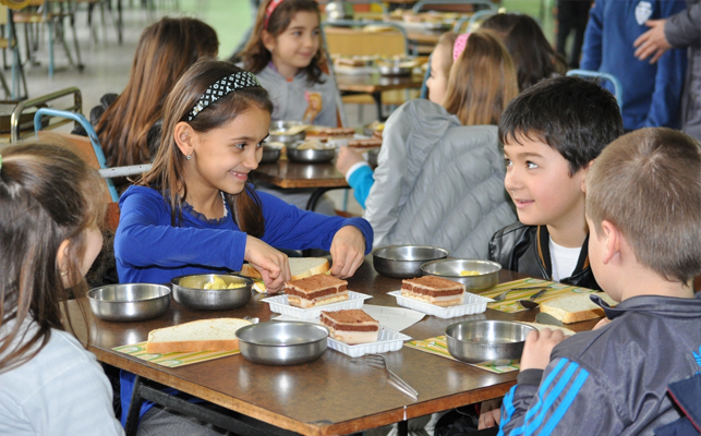 София на първо място по предлагани опасни храни в детските градини и училища