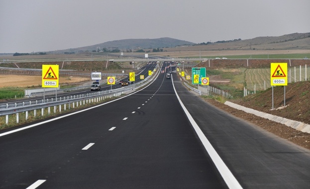 През новата година ударно ще се изграждат магистралите "Хемус" и "Струма"