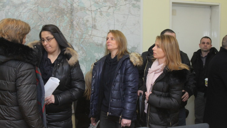 Скандалът с приема в детските градини в София влиза в прокуратурата