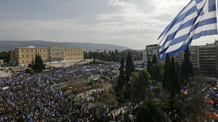 Заради спора за името на Македония: Хиляди излязоха на протест в Атина