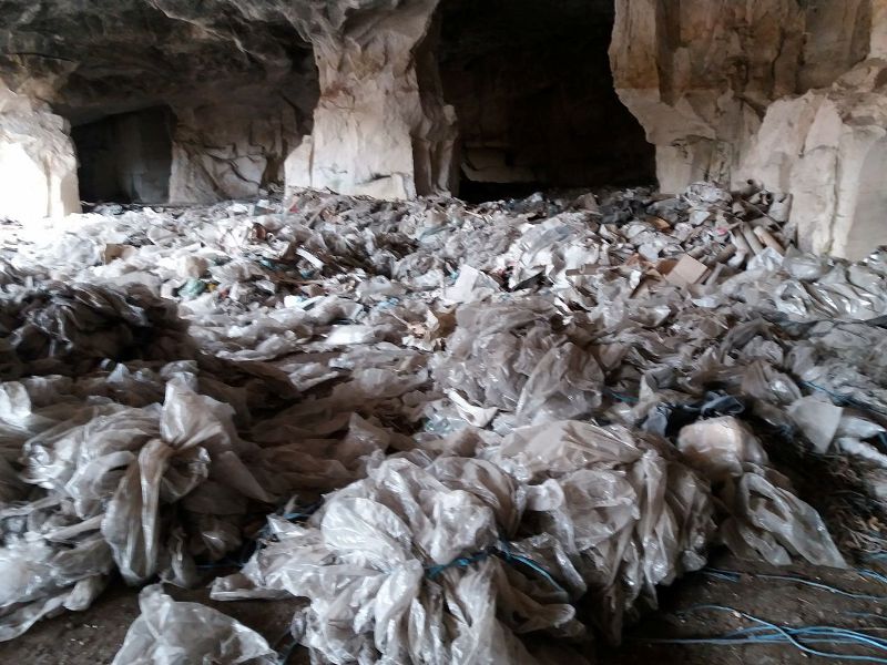 Производители на гъби замърсяват пещери край Русе