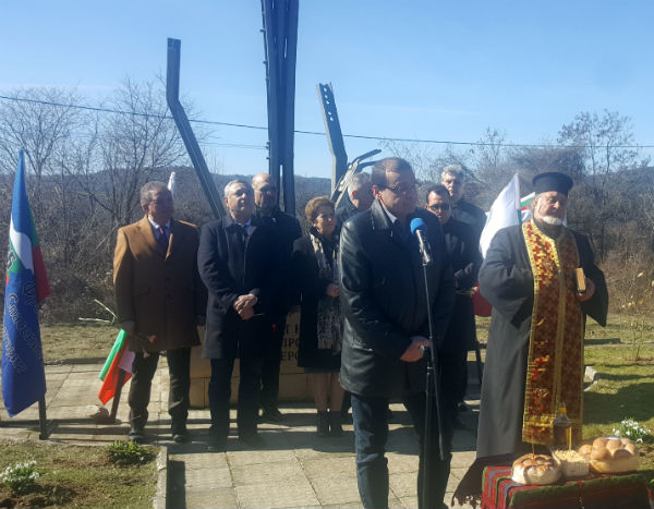 НФСБ почете паметта на жертвите на атентата при гара Буново