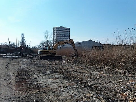 Почистват канала, свързващ езерото Вая с Черно море