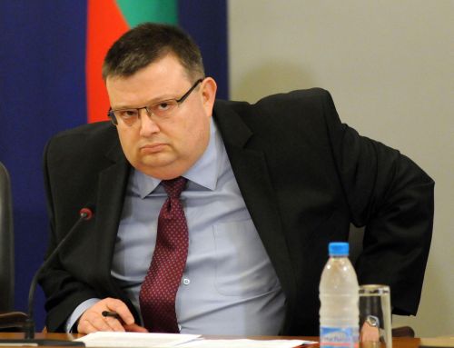 Главният прокурор Сотир Цацаров заминава за Бургас
