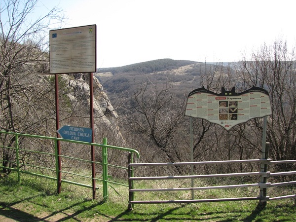 Пещерата Орлова чука посреща почистена туристи