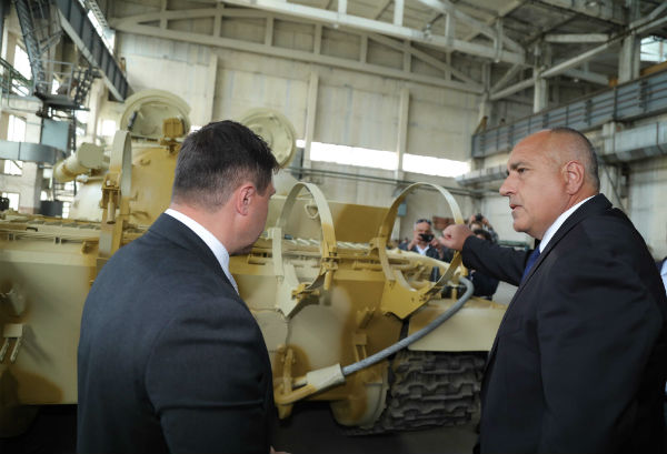 Борисов: При модернизирането на военна техника искаме да бъдат ангажирани българските учени и специалисти