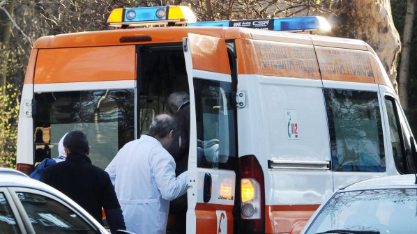 Две от децата, пострадали при взрив в Добрич, са оперирани в Очната болница във Варна