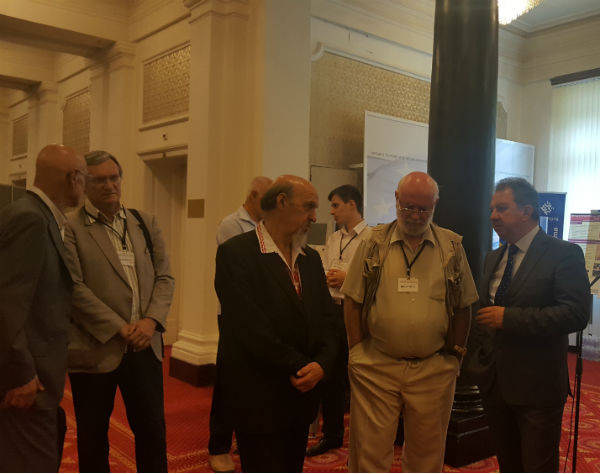 Борис Ячев откри в Народното събрание изложба за високи и нанотехнологии