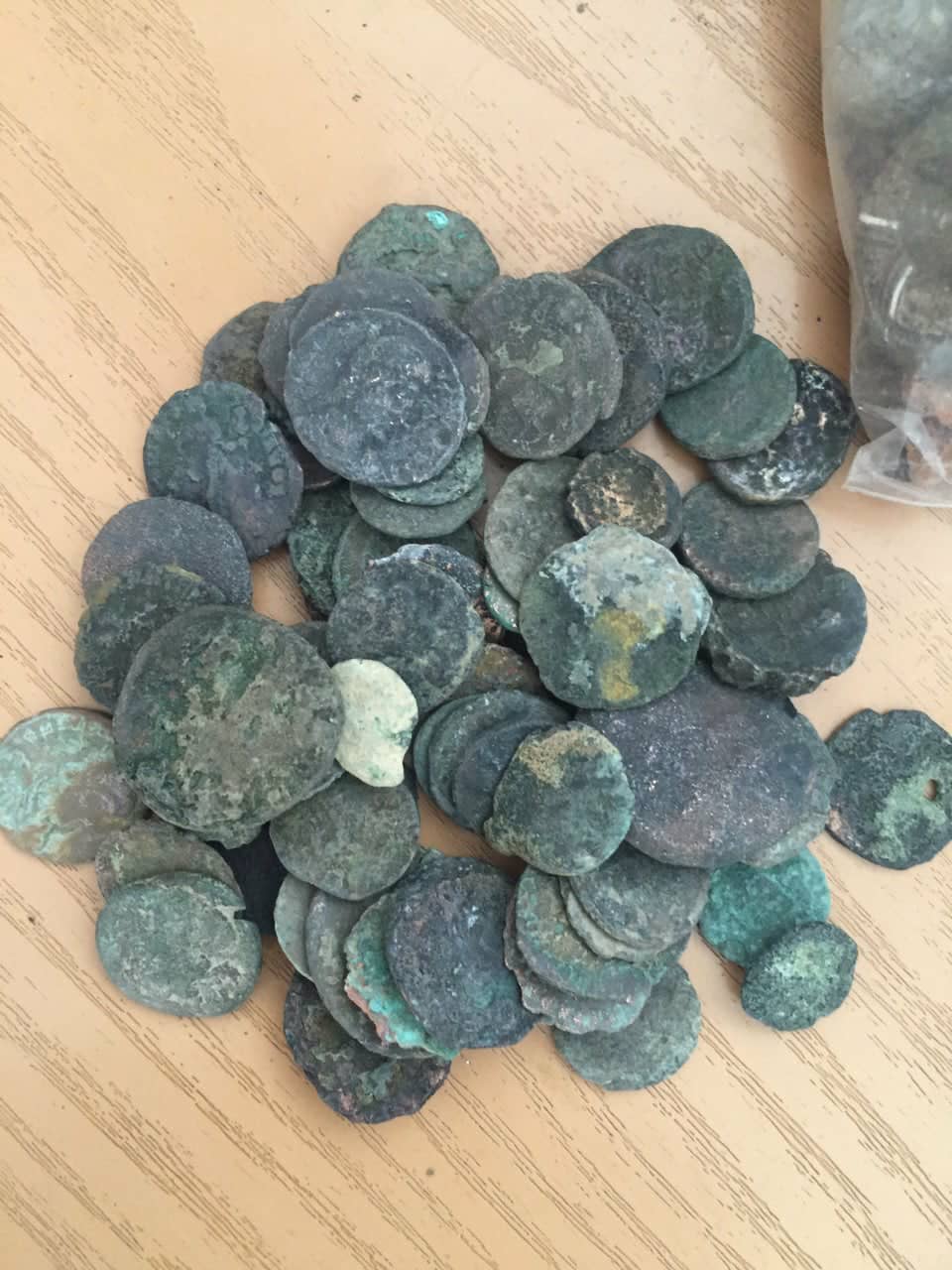 Митница – Варна изнася подробности за конфискувани средновековни монети