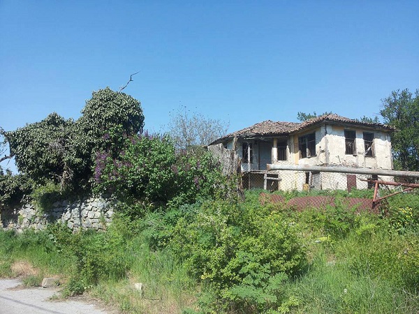 Над 500 български села са само с един или с нито един жител