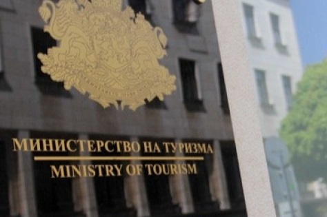Представители на туристическия бранш са възмутени от предложения на Ангелкова