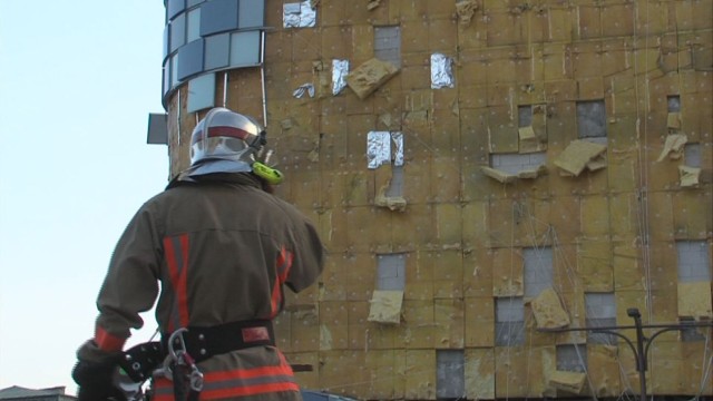 Прокуратурата се зае със срутената фасада на търговския център в Благоевград