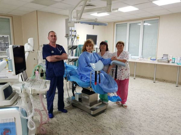 Български и италиански лекари си партнират за първите по рода си операции на щитовидната жлеза в Югоизточна  Европа