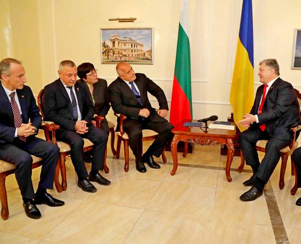 Президентът на Украйна благодари на Бойко Борисов и Валери Симеонов, че подпомагат за добрите връзки между двете страни