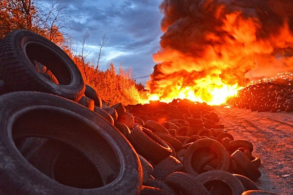 Бургаската екоинспекция погва автосервизите за нерегламентирано изгаряне на гуми
