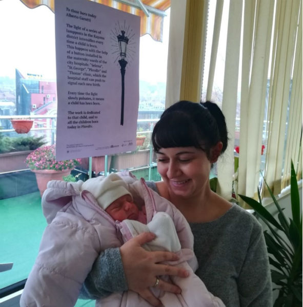 Добрата новина: Над 400 новородени бебета за месец в четири пловдивски болници