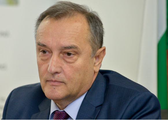 Шефът на АПИ подаде оставка по искане на Борисов