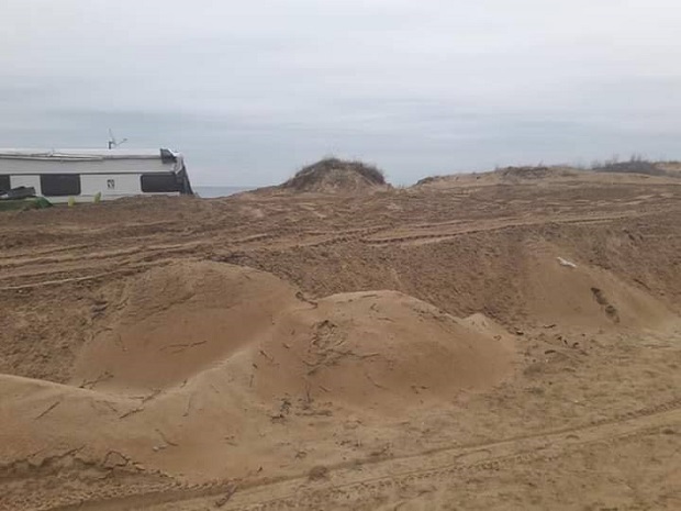 Бургаските екоинспектори установиха увредени дюни на къмпинг „Смокиня“