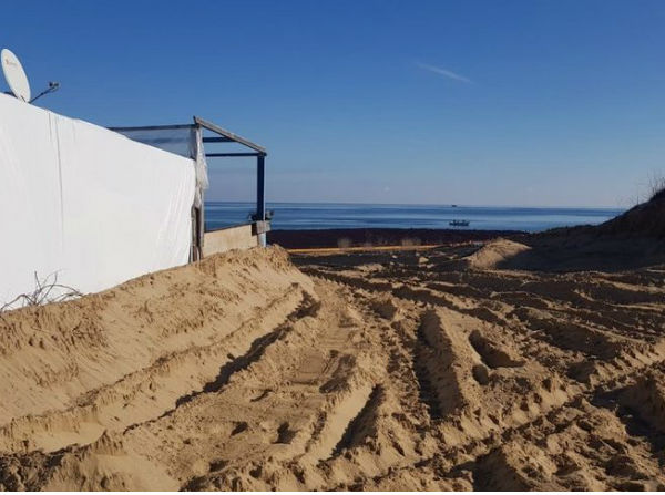 Бургаски бизнесмен отговорен за разораването на защитените дюни на „Смокиня“