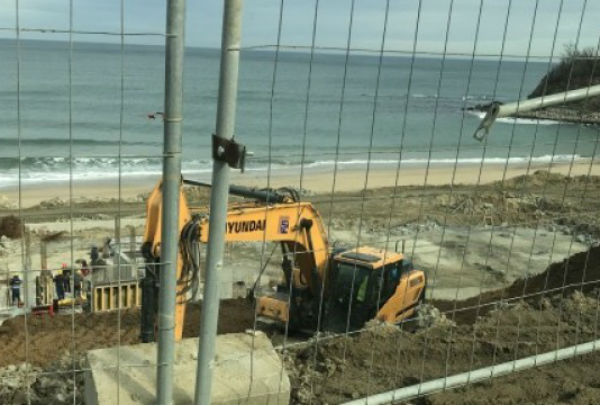 ДНСК проверява нов сигнал за строителство, този път на брега край "Константин и Елена"