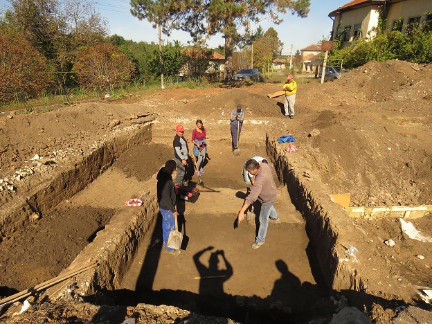 Археолог ще предстви в Русе селищна могила и праисторически обект