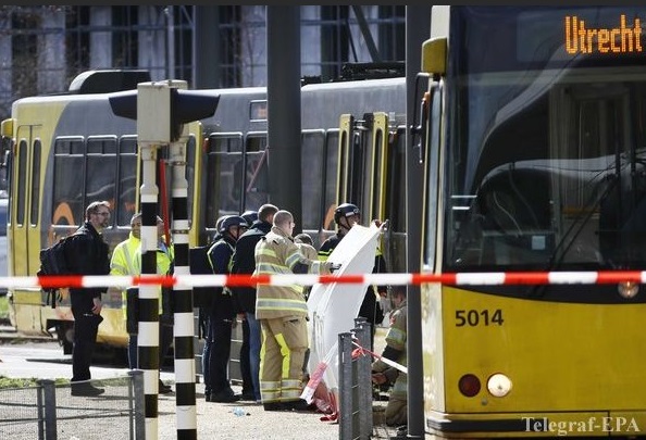 Един загинал и много ранени при стрелба в трамвай в холандския град Утрехт