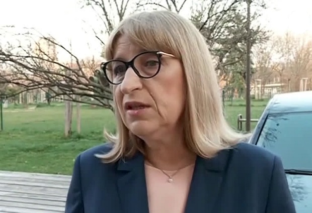 Цецка Цачева подава оставка като правосъден министър (ОБНОВЕНА)