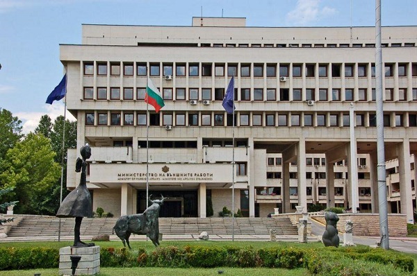 Външно министерство: България няма да допусне намеса от чужда държава в законодателния си процес