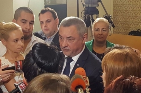 Валери Симеонов: Борисов да си огледа и министрите, че и там има такива с имоти