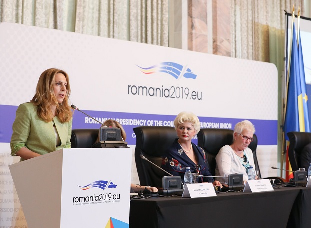 Марияна Николова: България е на първо място в ЕС по относителен дял на жените в IT сектора