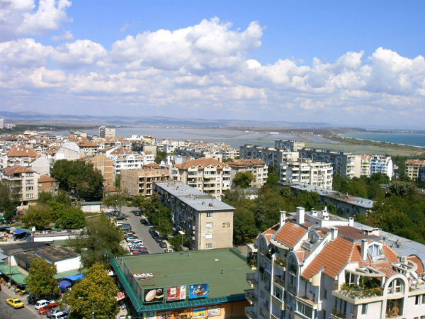 Продават дипломатически апартаменти в София, Бургас и Варна