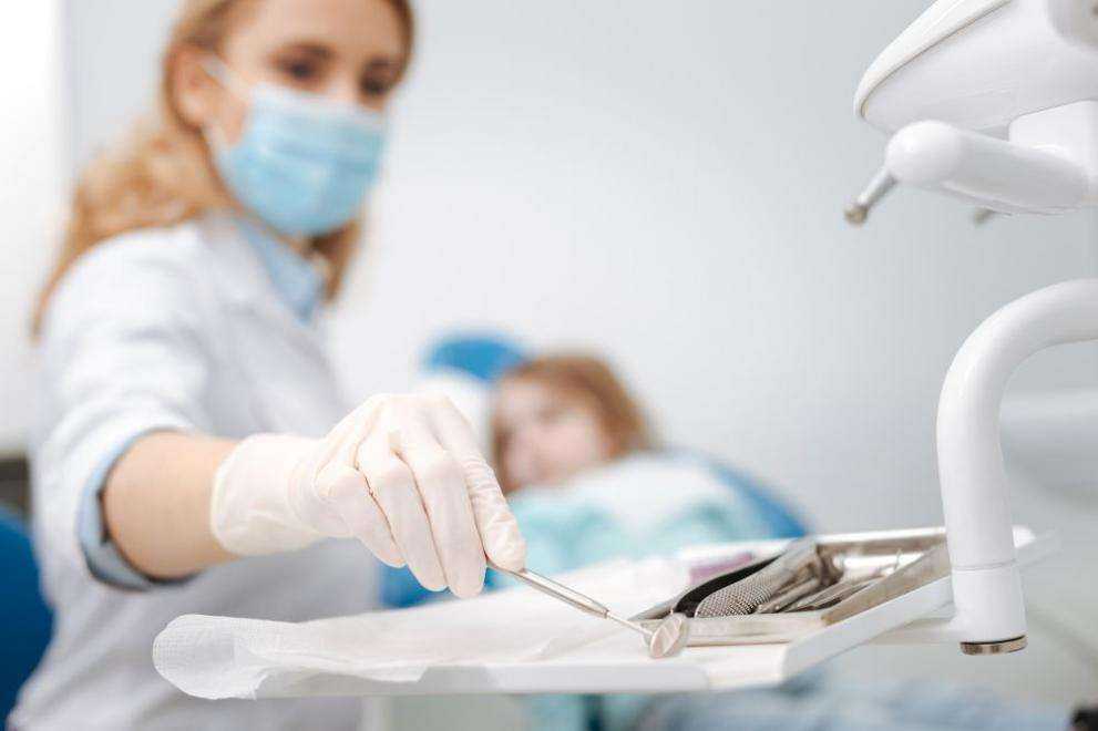 Стоматолози протестират срещу новите правила в здравната система