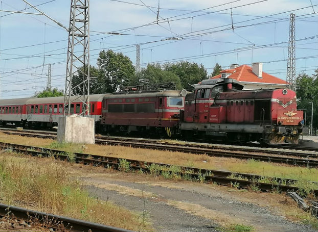 Отново запален локомотив: Аварията е във влака от Ямбол за Бургас