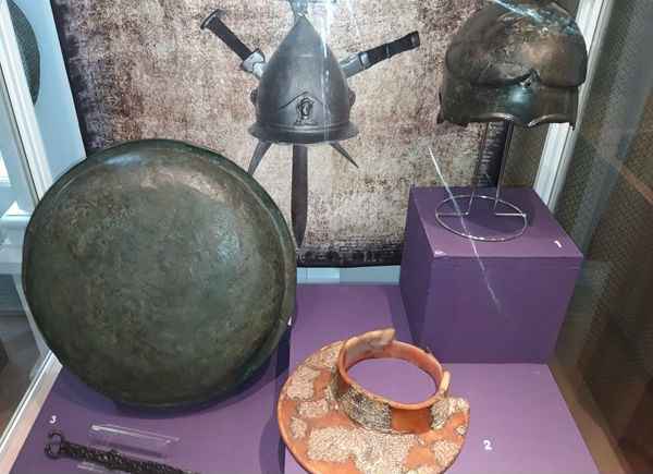 Тракийско въоръжение от фонда на шуменския музей гостува в Русе