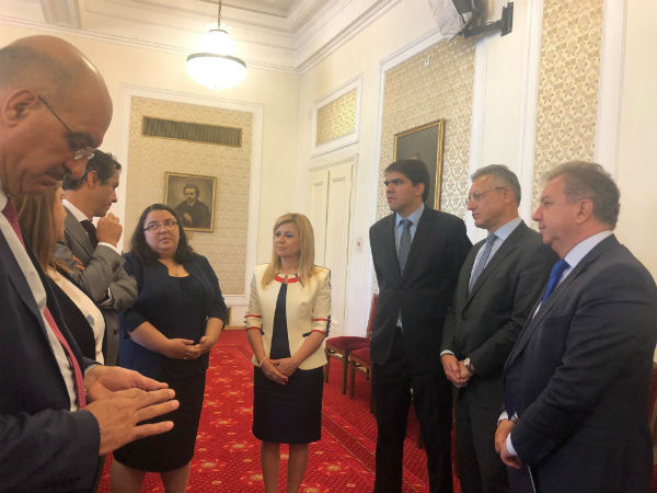 Борис Ячев се срещна с депутати от Португалия