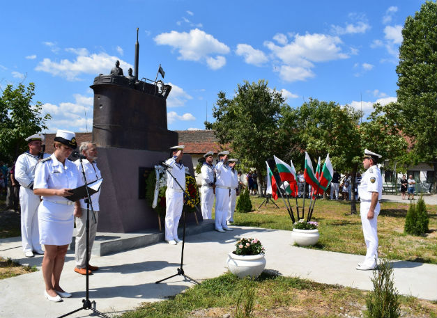 Във Варна отбелязаха тържествено годишнината на дивизион подводни лодки