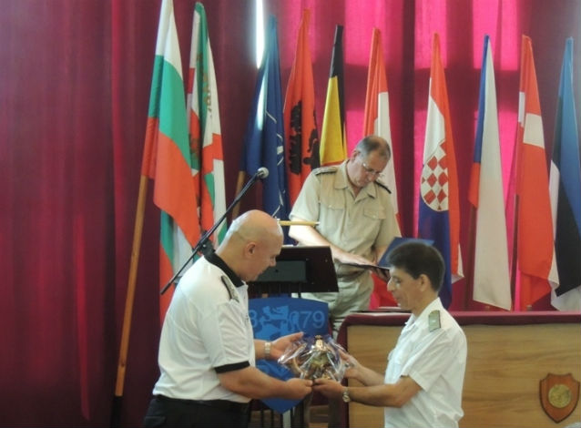 Заместник-командирът на ВМС отпразнува 50-годишен юбилей