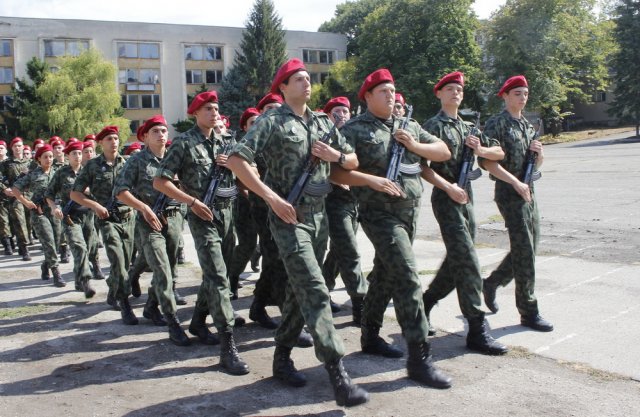 21 младежи изкараха казарма във Военното училище в Шумен